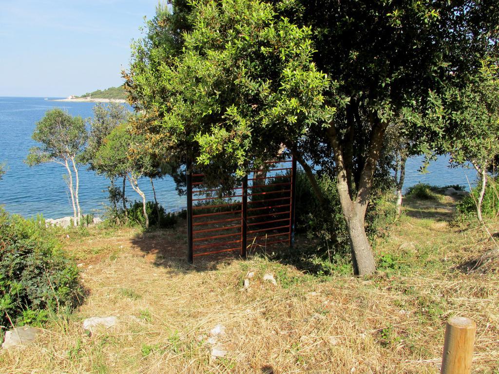 Guesthouse Suzy Pula Exteriör bild